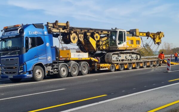 Kamion-za-izredne-prevoze-euroval